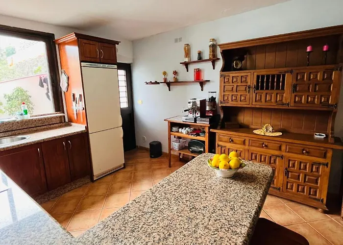 Amarca * Icod De Los Vinos